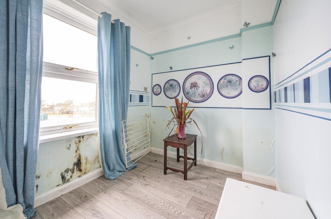 The Crescent, Thornhill, Egremont Grisdales